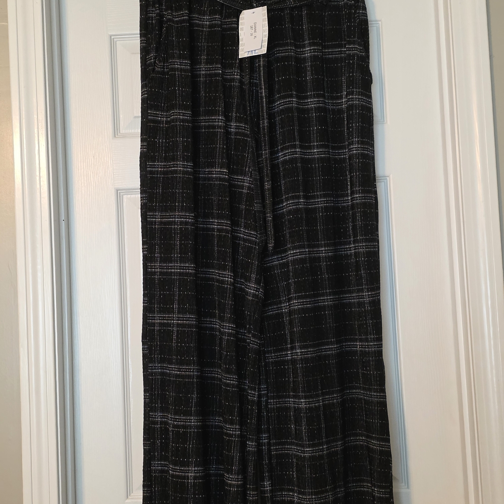 LuLaRoe Black Plaid Wide Leg Pants